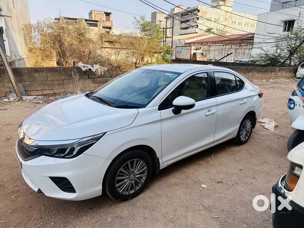 Honda City V AT Exclusive, 2020, Petrol