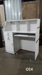 Brand new office table in factory price