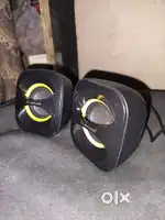 Desktop speaker