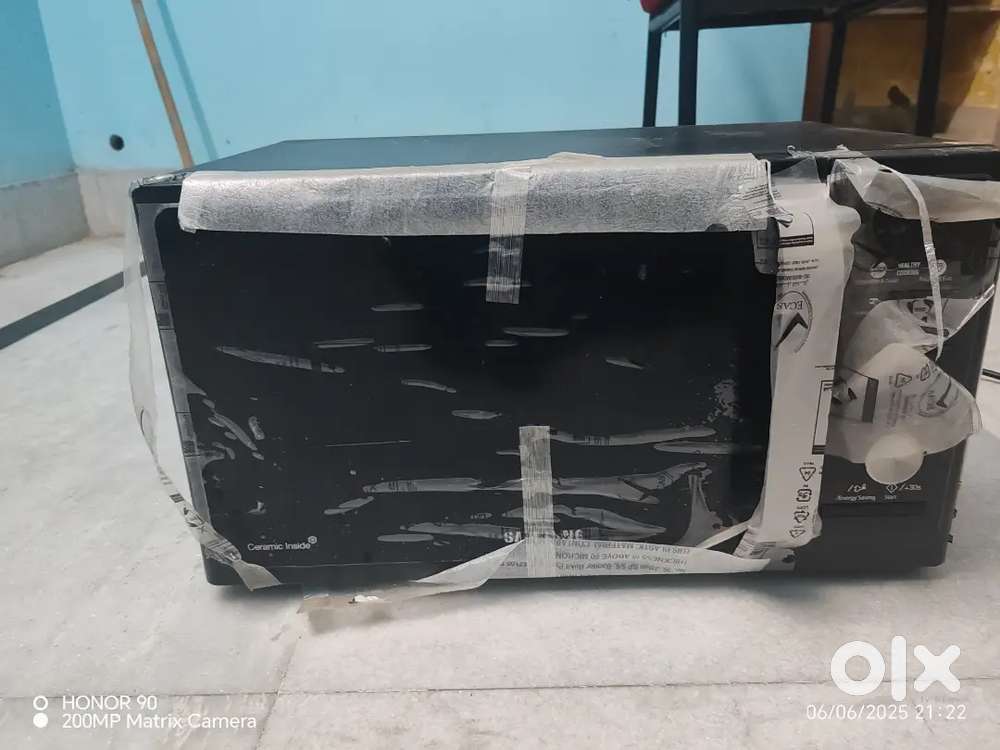 Brand New unused Samsung Microwave  @4500