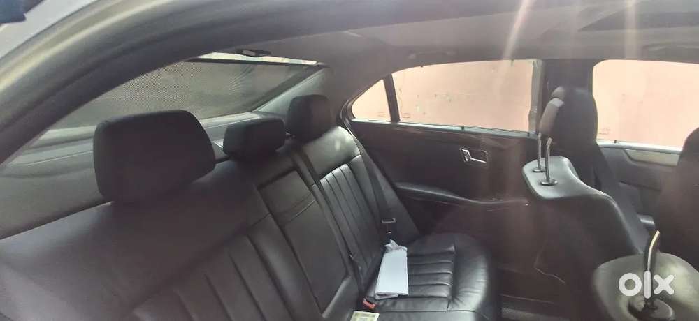 Mercedes-Benz E-Class 2010