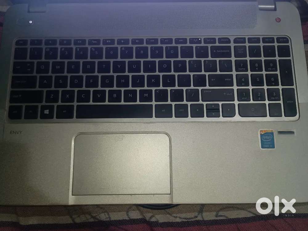 Hp laptop i7 8gb ram 520ssd
