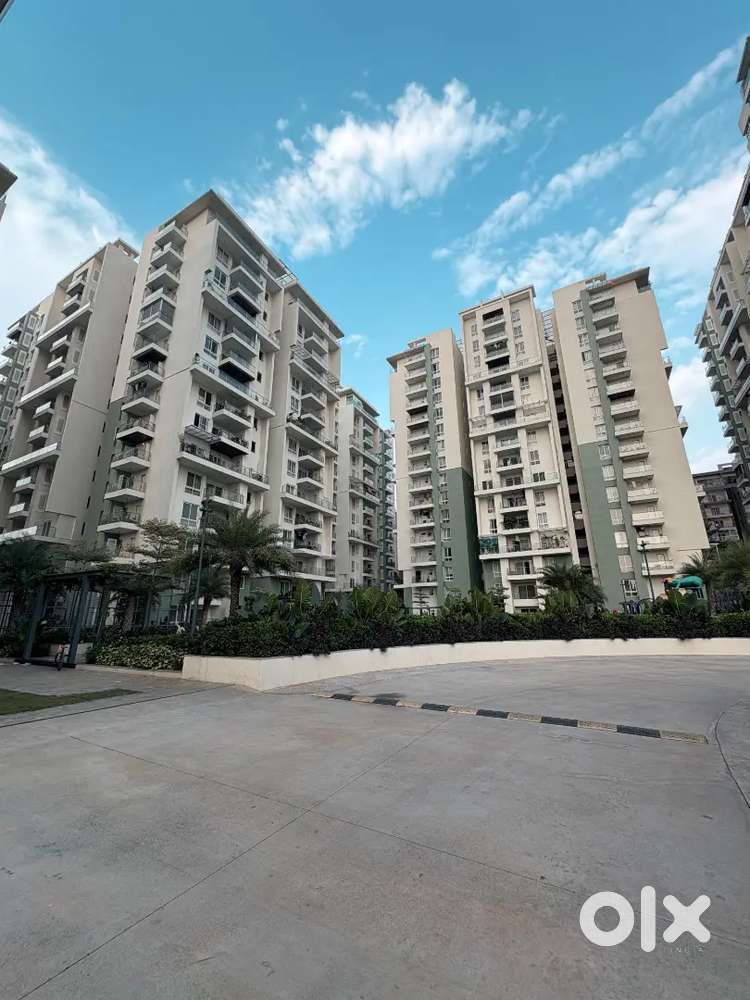 Landlord Flats available in awinya vertex 33 100% Payment