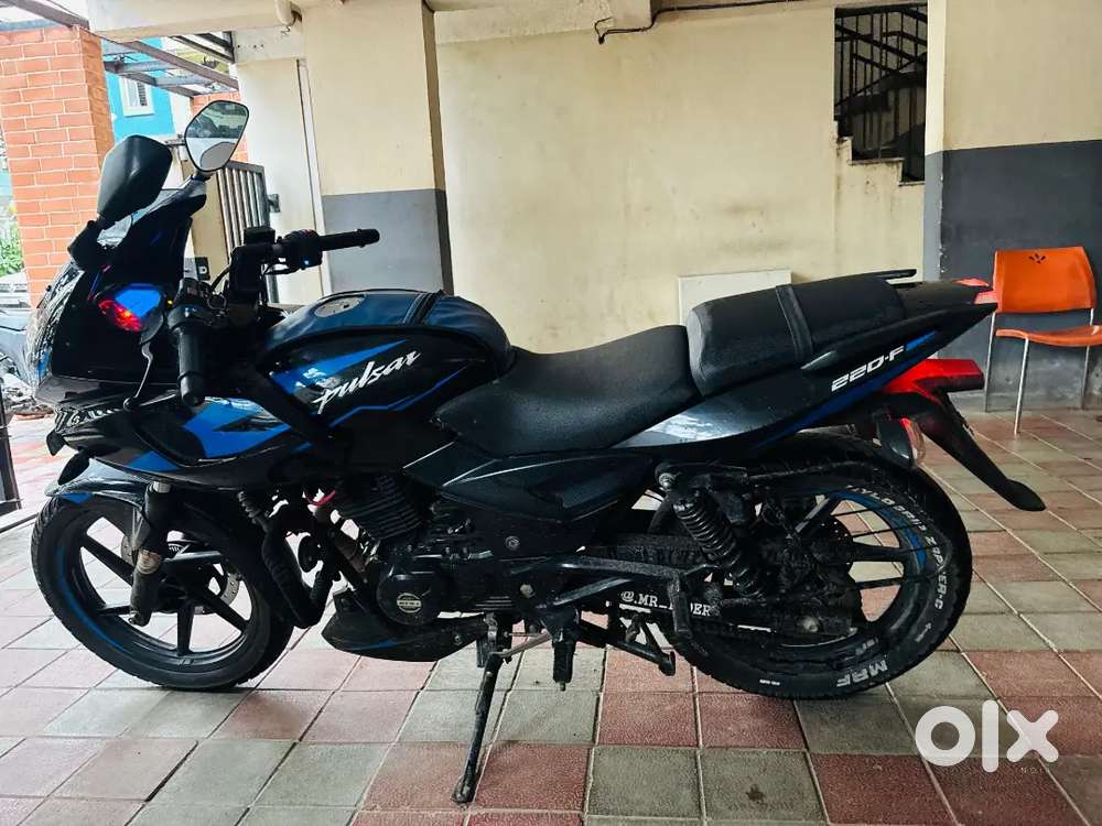 Bajaj Pulsar 220F ( 2021 First Owner )