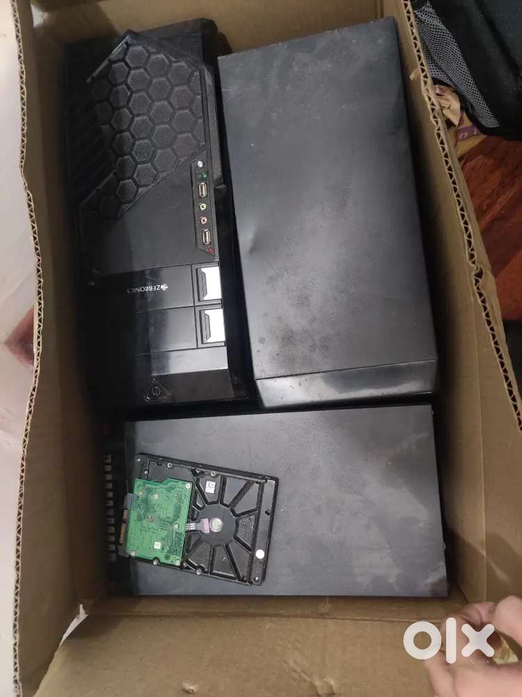 Selling CPUs, Keyboards, Monitors