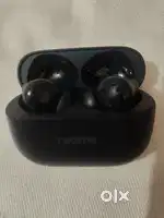 Relame earbuds