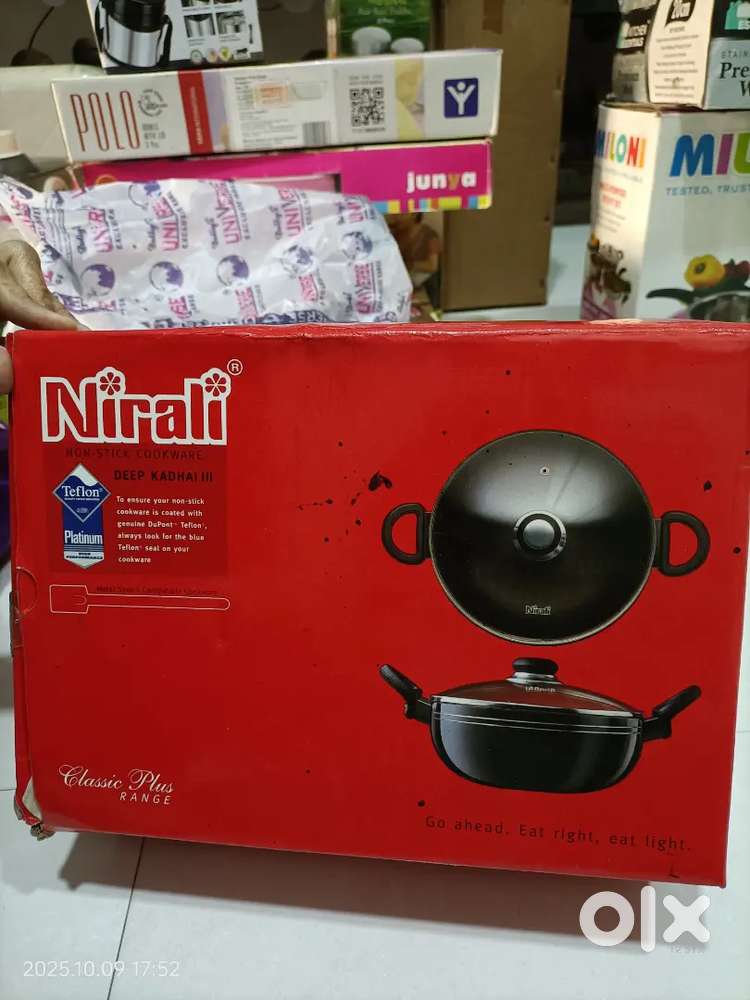 Stainless steel & Non stick Kadai
