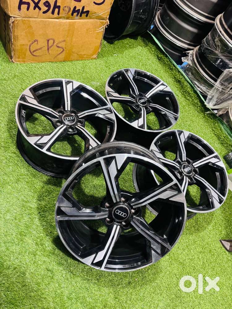 AUDI ALLOY WHEELS OEM (FULLY GOOD CONDITION)