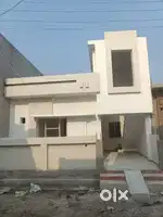 100 gaj ka makan matra 32 lakh mai.