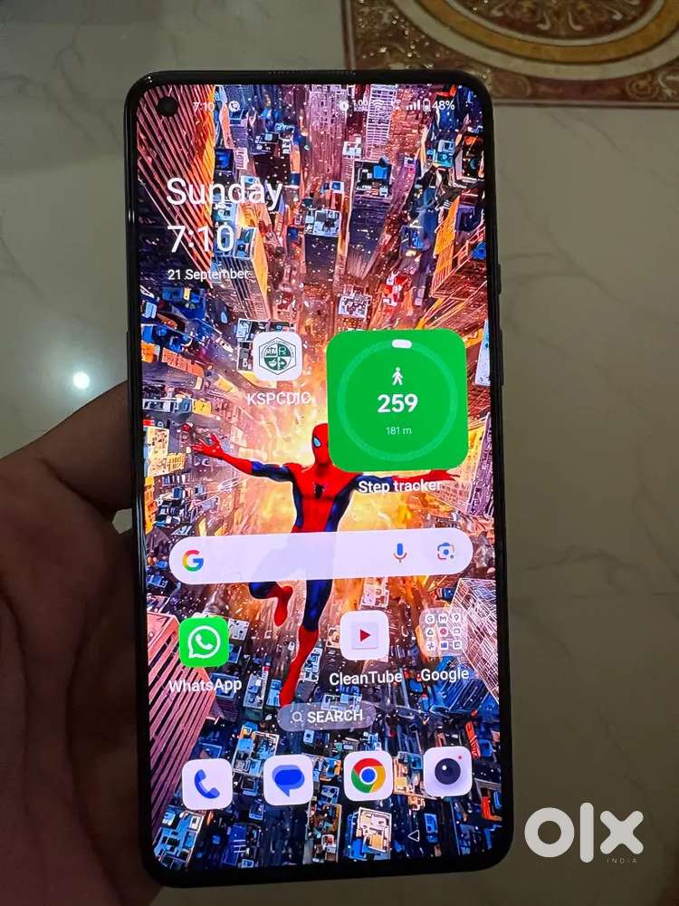 One plus 9 mint condition mobile at15k