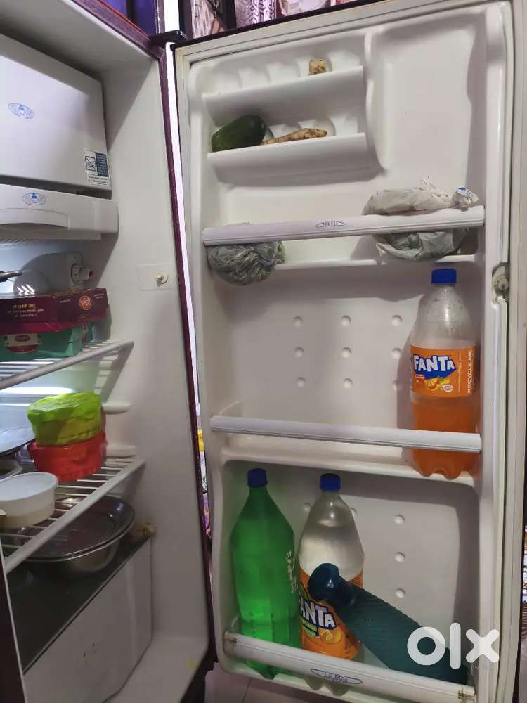182 litter Refrigerator good condition