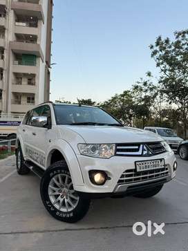 Mitsubishi Pajero Sport 2015 Diesel Well Maintained