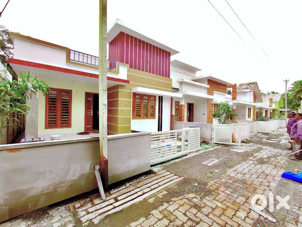 aravoor mannam 3cent house for sale