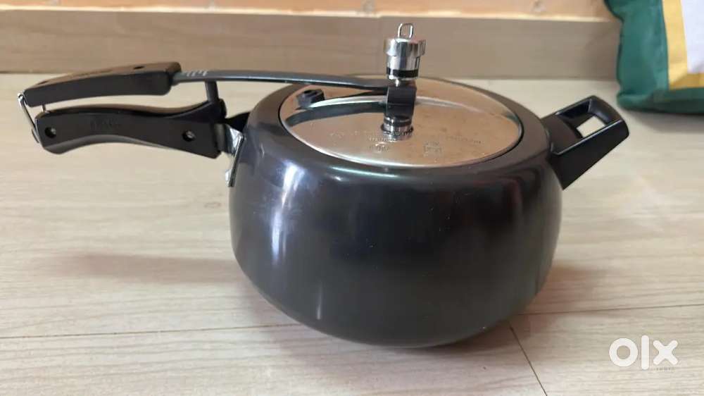 Hawkins Pressure Cooker 5L