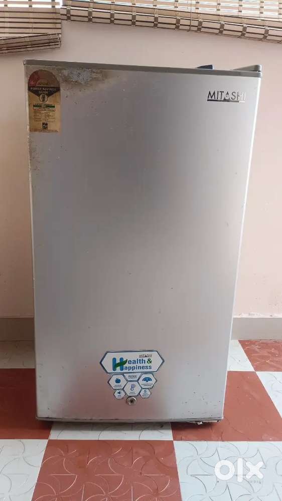 Refrigerator 90L