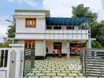 Manarcadu Town - 8 Cent , 2250 Sqft , 5 Bed Room Attached New House
