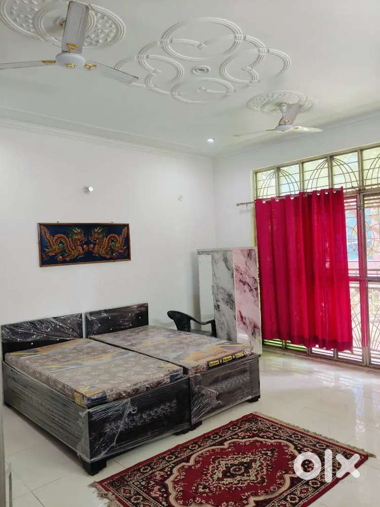 1bhk furnished house with AC avil Girls/Boys Near Aakash Coaching