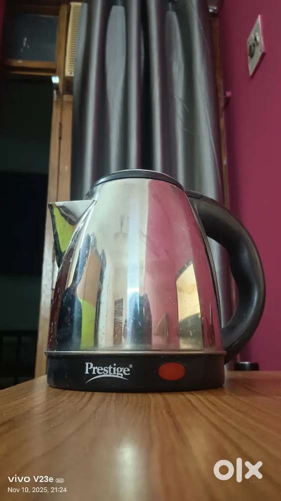 Pigeon electric kettle