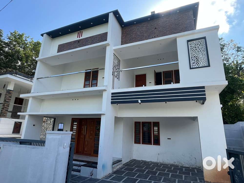 2200sqft House Sale At Powdikonam