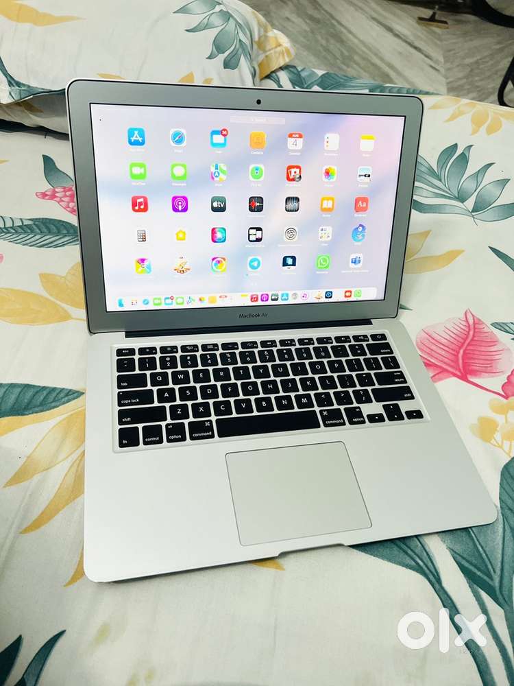 MacBook Air 2017 core i5 8gb/128