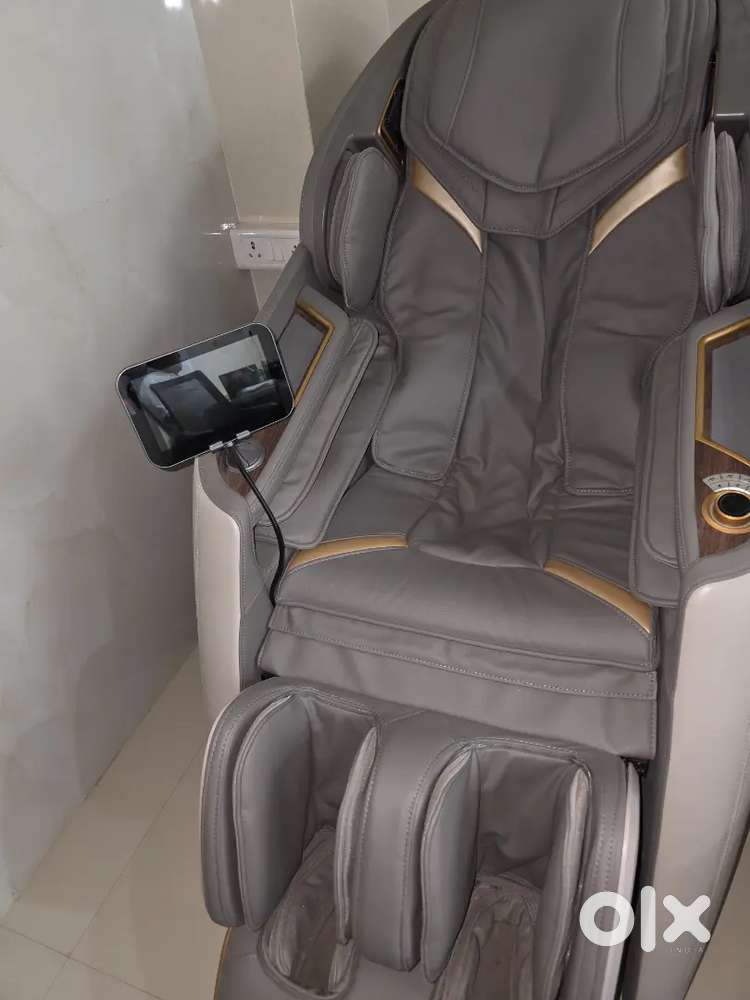 4d Massager chair