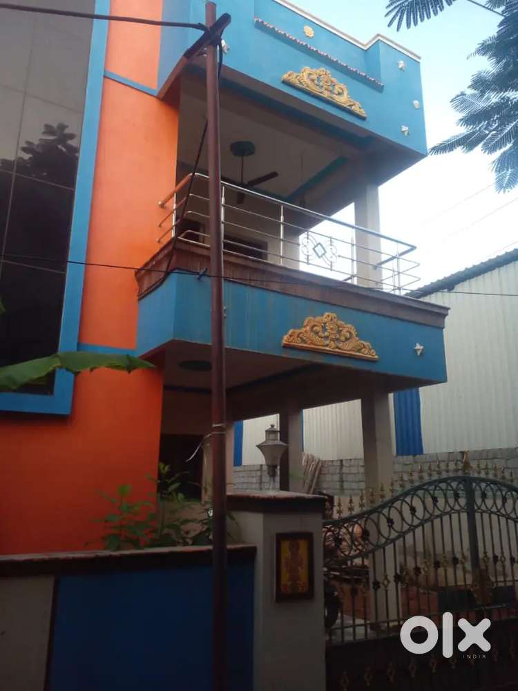 Rent house 1st flore