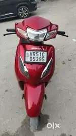 Honda Activa 6G self start scuty good engine good tayre 1st owner