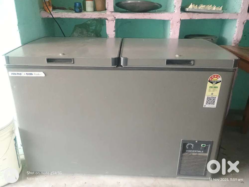 Deep freezer 320 ltr gray black brand name voltas 6 month using only