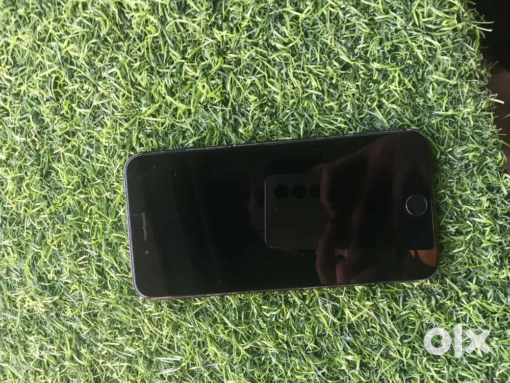 7+ 128 gb in good condition