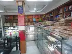 Snacks maker cook