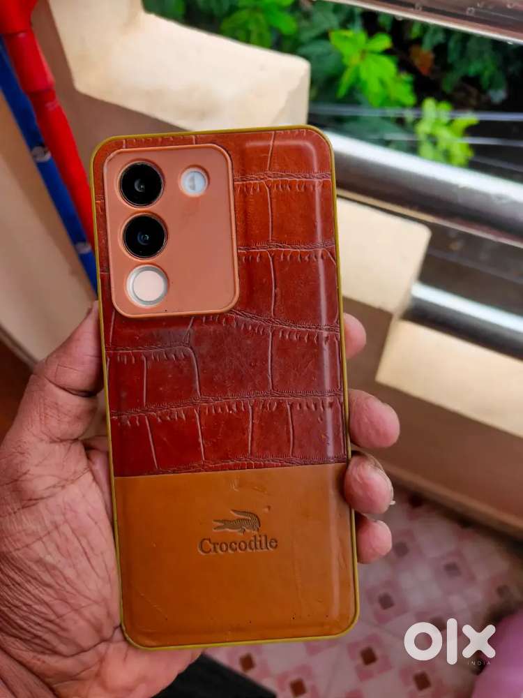 Vivo Y  200 5g 8gb 256 gb varient
