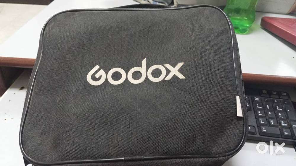 GODOX SGUV8080 (80x80cm) Collapsible Softbox