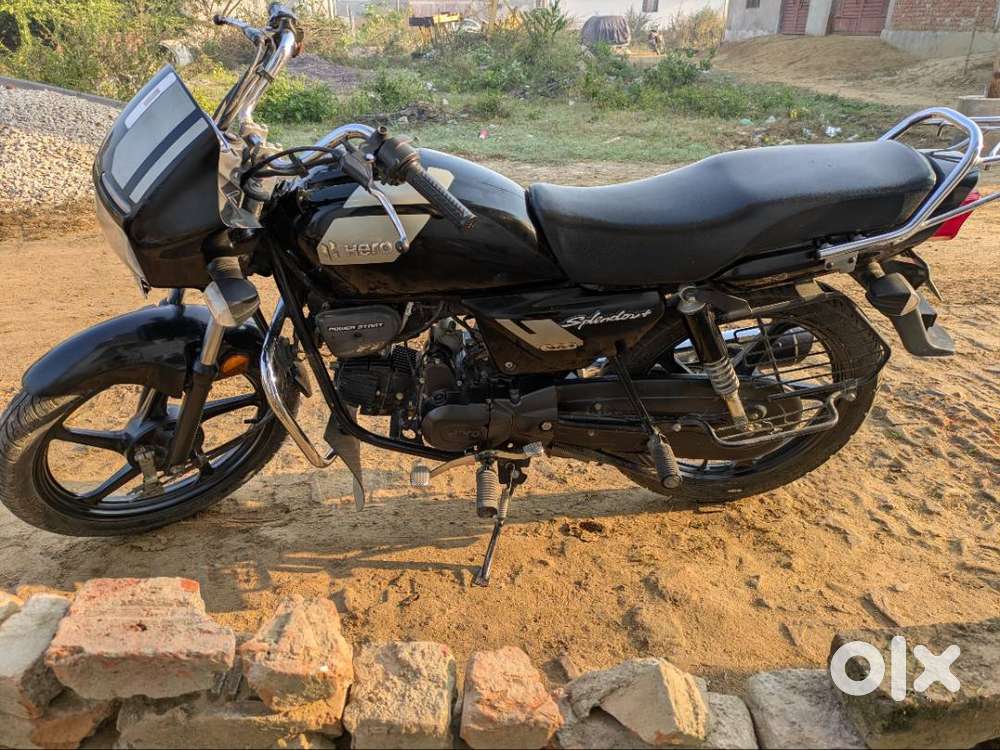 Hero Splendor plus XTEC.