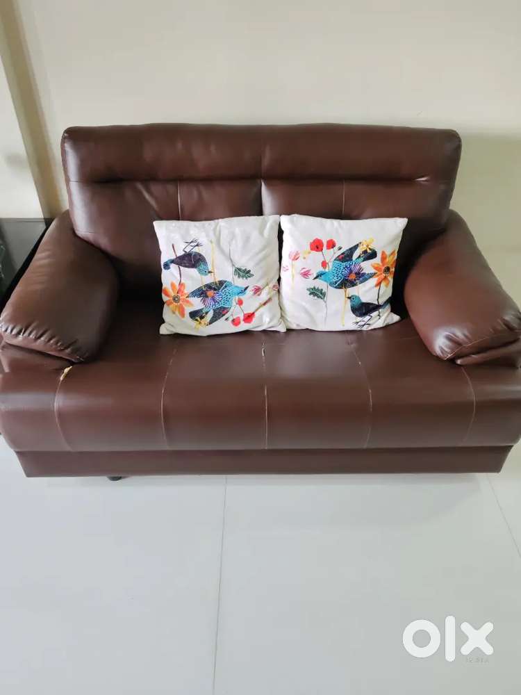 LIVING ROOM SOFA SET