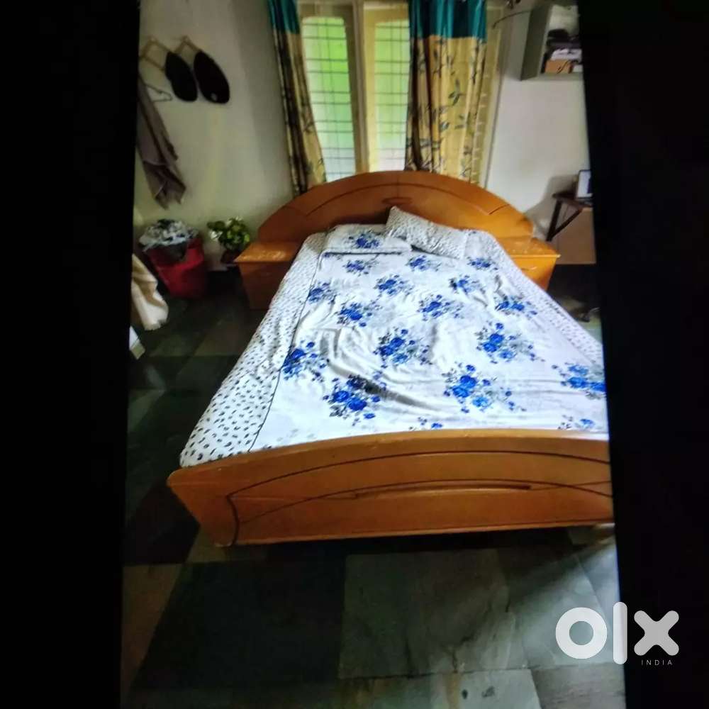 Queen size Cot with mattress and Two Side Table