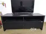 Wooden TV unit with storage in excellent condition