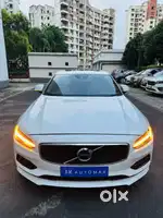 Volvo S90 D4 Momentum, 2019, Diesel