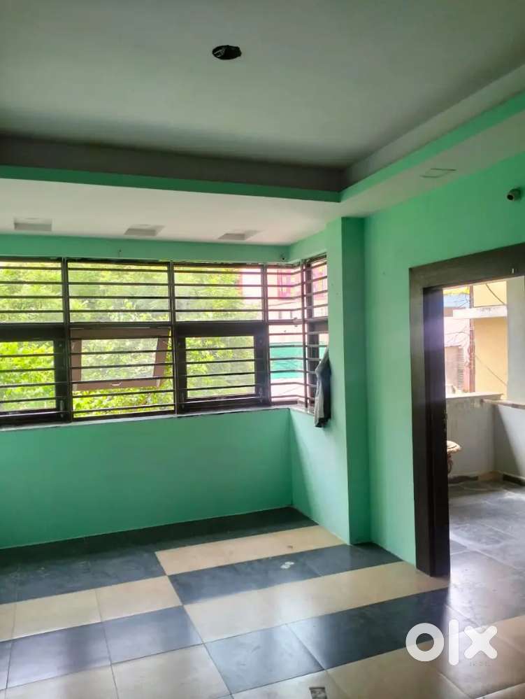 3 BHK: Main Road Connectivity with Walkable DMart, Schools