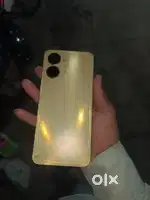 Y16 4 64 hai Bhai log jaldi se le lo