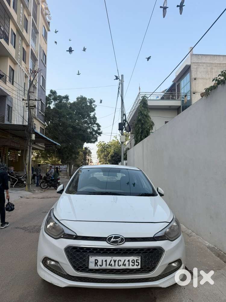 Hyundai Elite i20 2017 CNG & Hybrids 117000 Km Driven