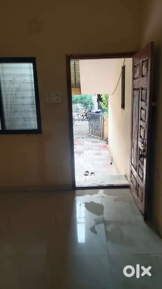 फक्त 8000 रुपयांमध्ये संपूर्ण रो हाऊस भाड्याने