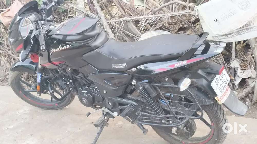 I Want to sell my new Pulser125 BIKE