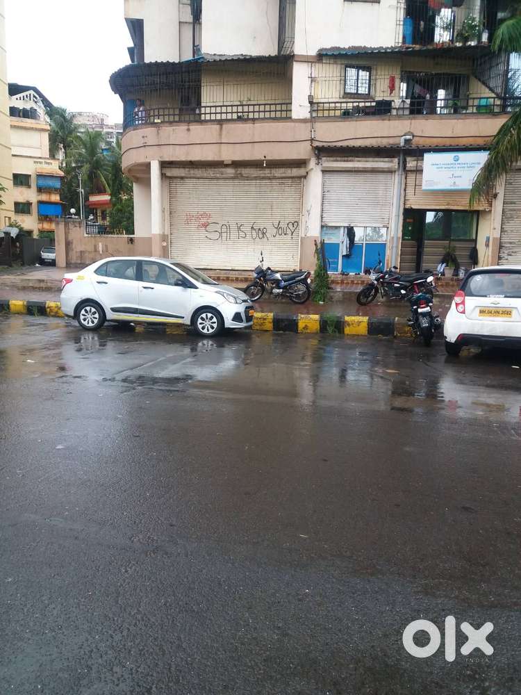 Shop Sale Rs.65Lac 30mtrs Station Road Area.400sqft kamothe . Sec.17