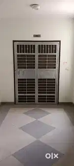 3BHK Semi-furnished flat in Kendriya Vihar Greater NOIDA for Rent