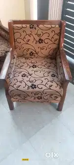 5seater Sofa and Centre table