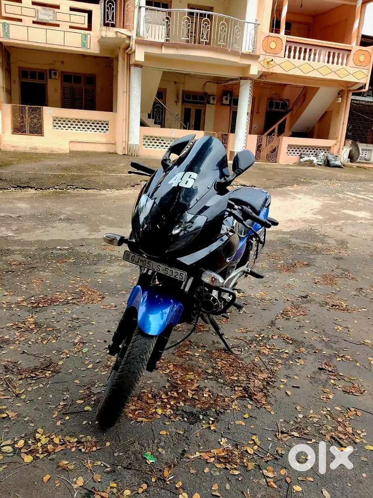 Pulsar 220f
