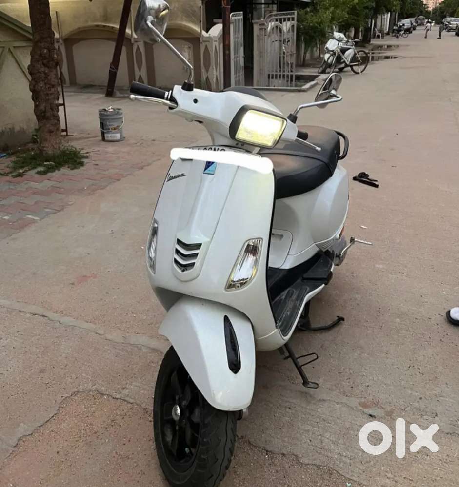 Vespa-SXL 125 BSVI 2021