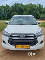 TOYOTA INNOVA CRYSTA 2.4 GX