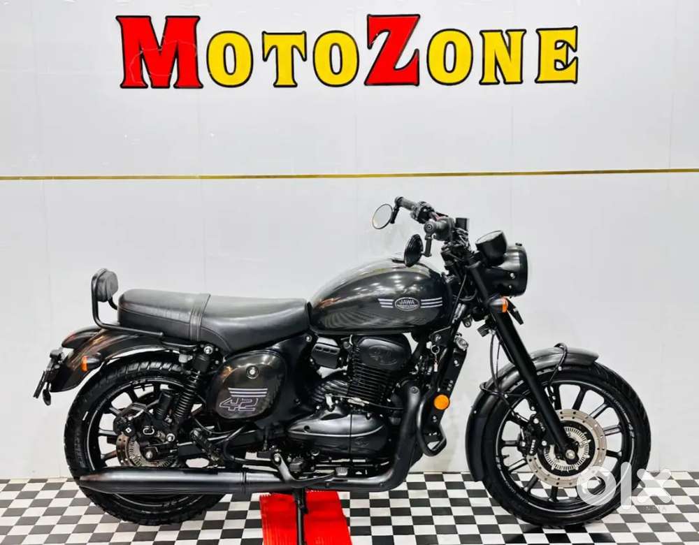 JAWA-42 WITH DUAL ABS 2021 MODEL