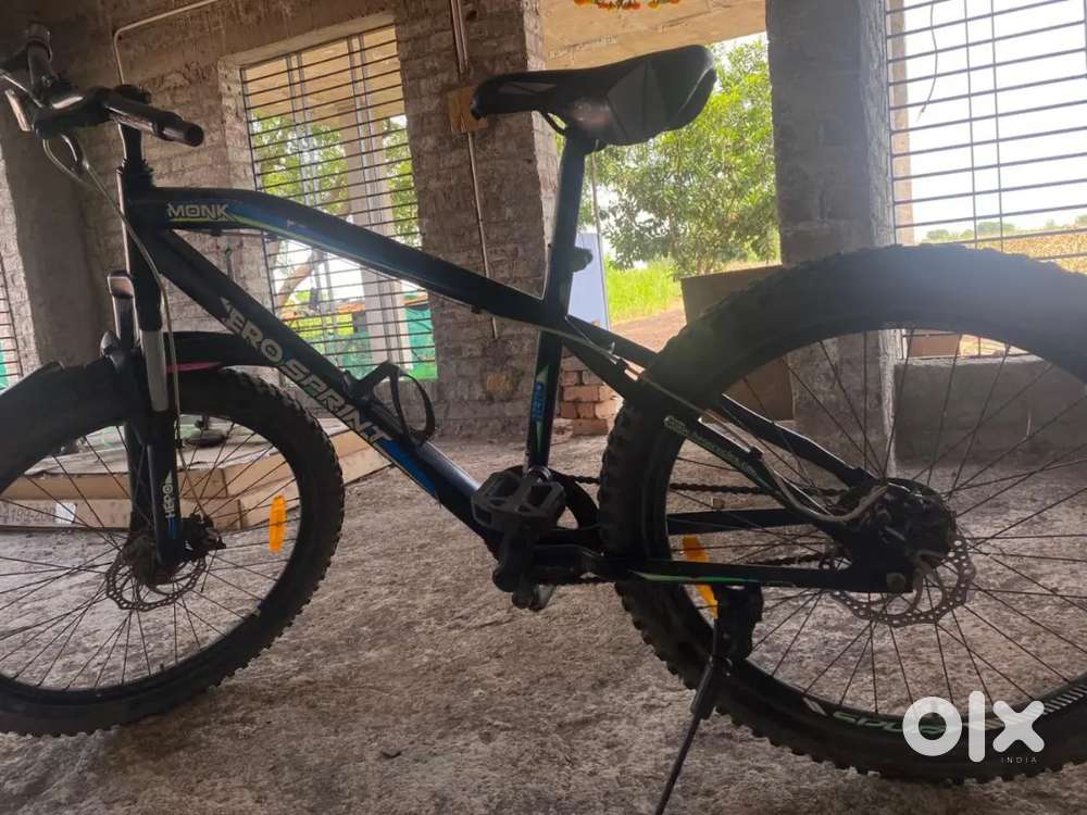 Only 1 year used hai withhh good condition